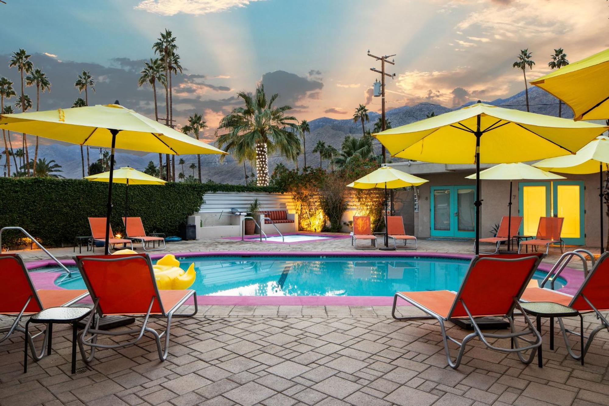 Hotel El Noa Noa Palm Springs Esterno foto